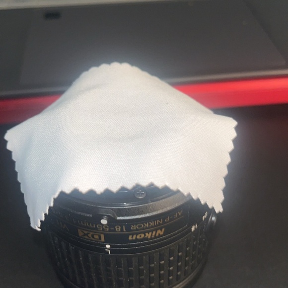 Nikon AF-P DX 18-55mm VR Lens – Like New Condition - Picture 7 of 7